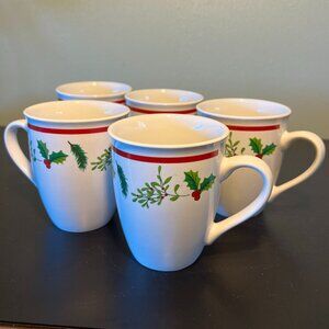 Set of 5 Vintage ROYAL NORFOLK Christmas Holly Leaves & Berries and Mistletoe